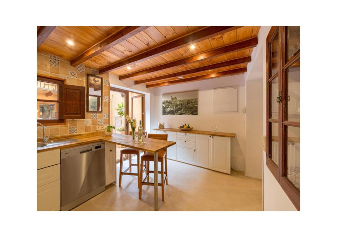 Aparthotel Boutique Hostal "Born53" Im Stadtkern Von Llucmajor, Mallorca Llucmajor  Zewnętrze zdjęcie