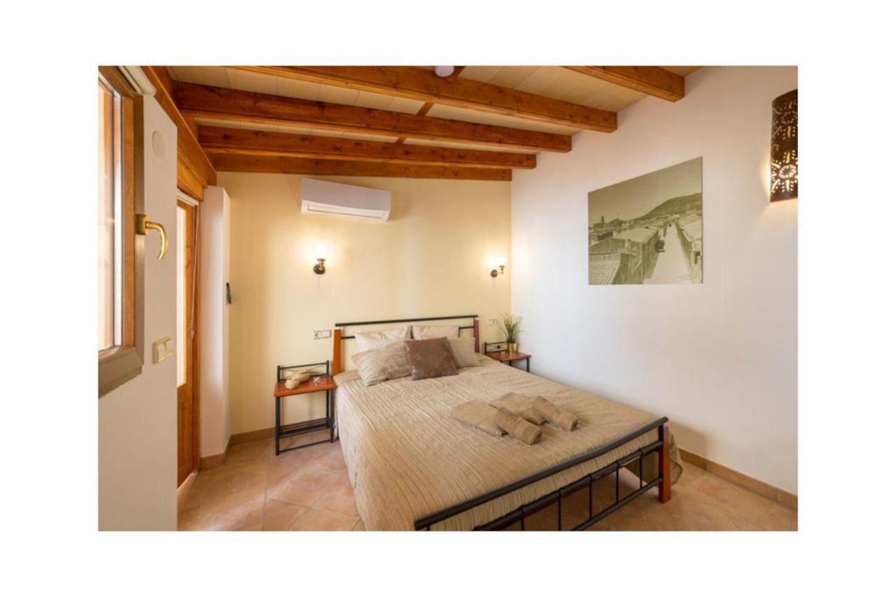 Aparthotel Boutique Hostal "Born53" Im Stadtkern Von Llucmajor, Mallorca Llucmajor  Zewnętrze zdjęcie