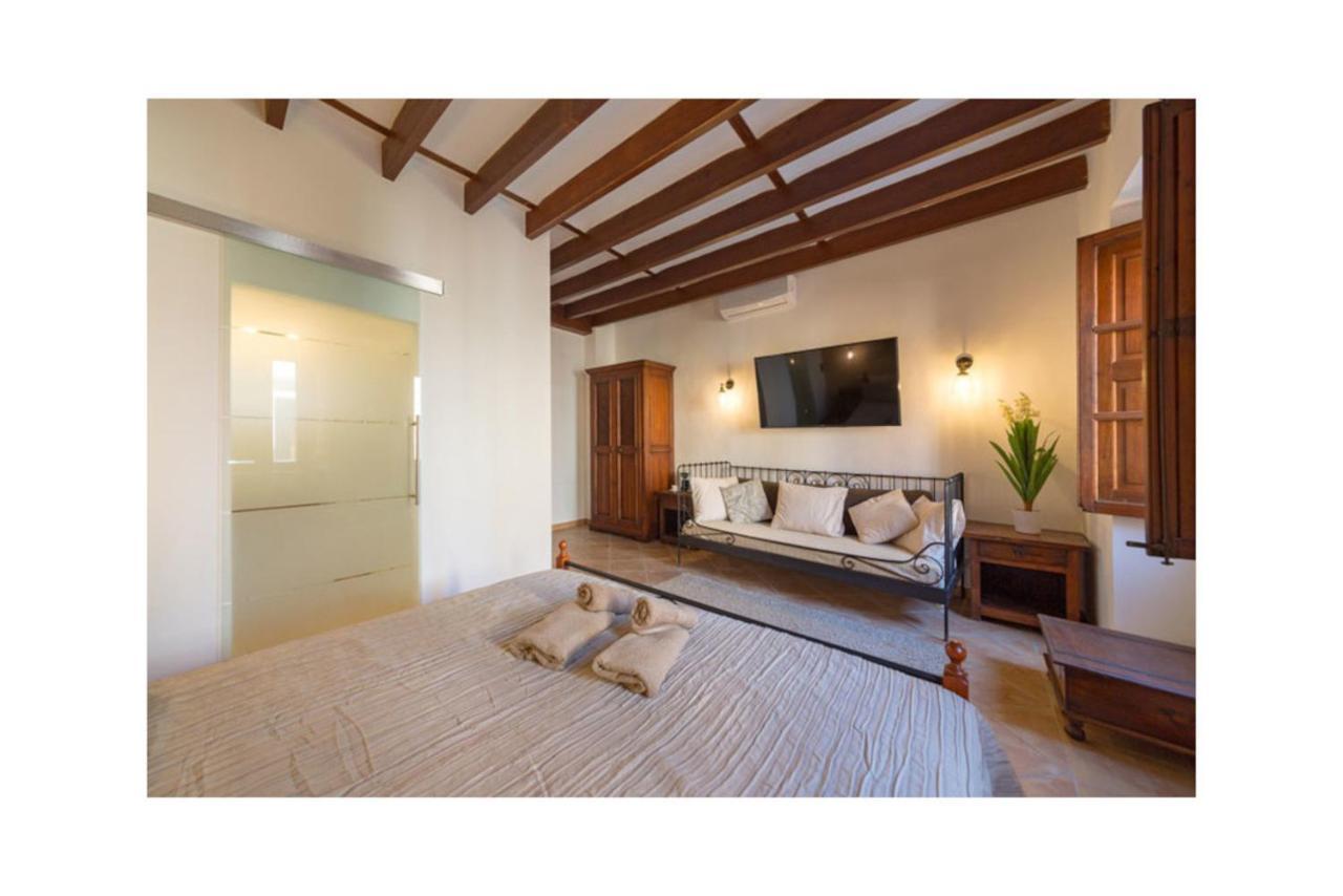 Aparthotel Boutique Hostal "Born53" Im Stadtkern Von Llucmajor, Mallorca Llucmajor  Zewnętrze zdjęcie