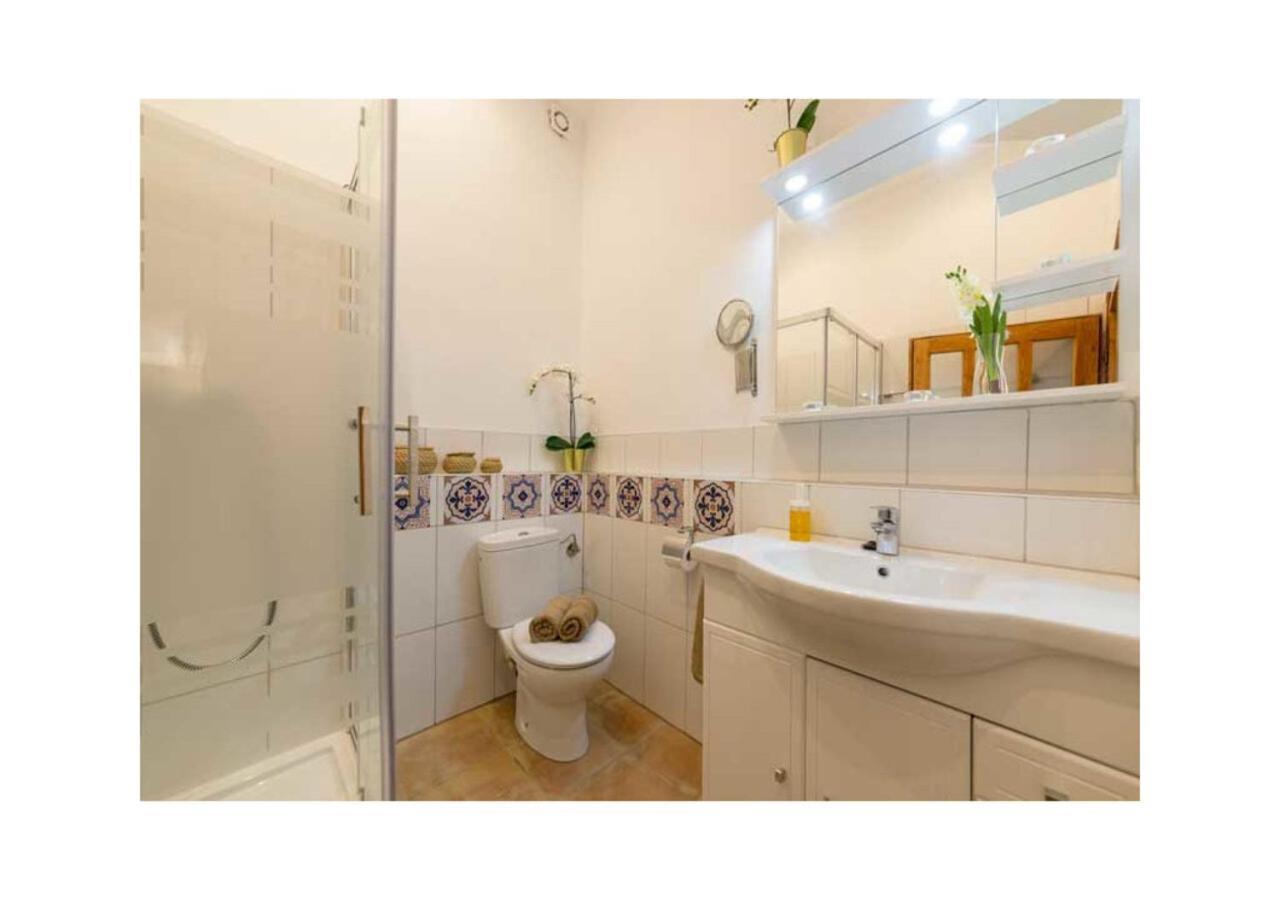 Aparthotel Boutique Hostal "Born53" Im Stadtkern Von Llucmajor, Mallorca Llucmajor  Zewnętrze zdjęcie